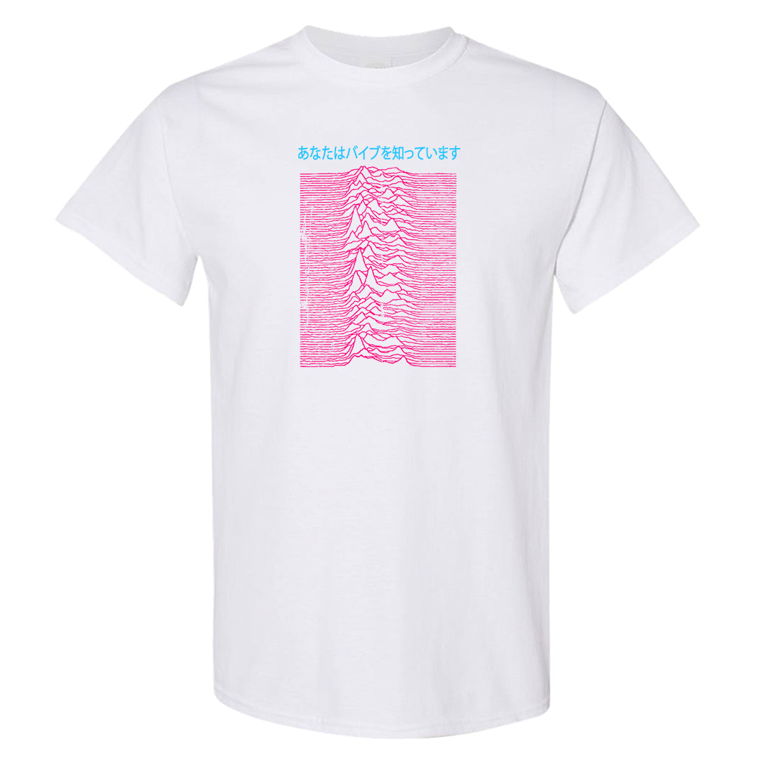 Familia Hyper Pink 1s T Shirt | Vibes Japan, White