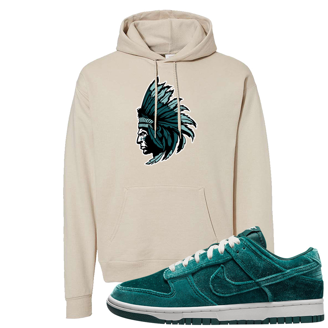 Green Velvet Low Dunks Hoodie | Indian Chief, Sand