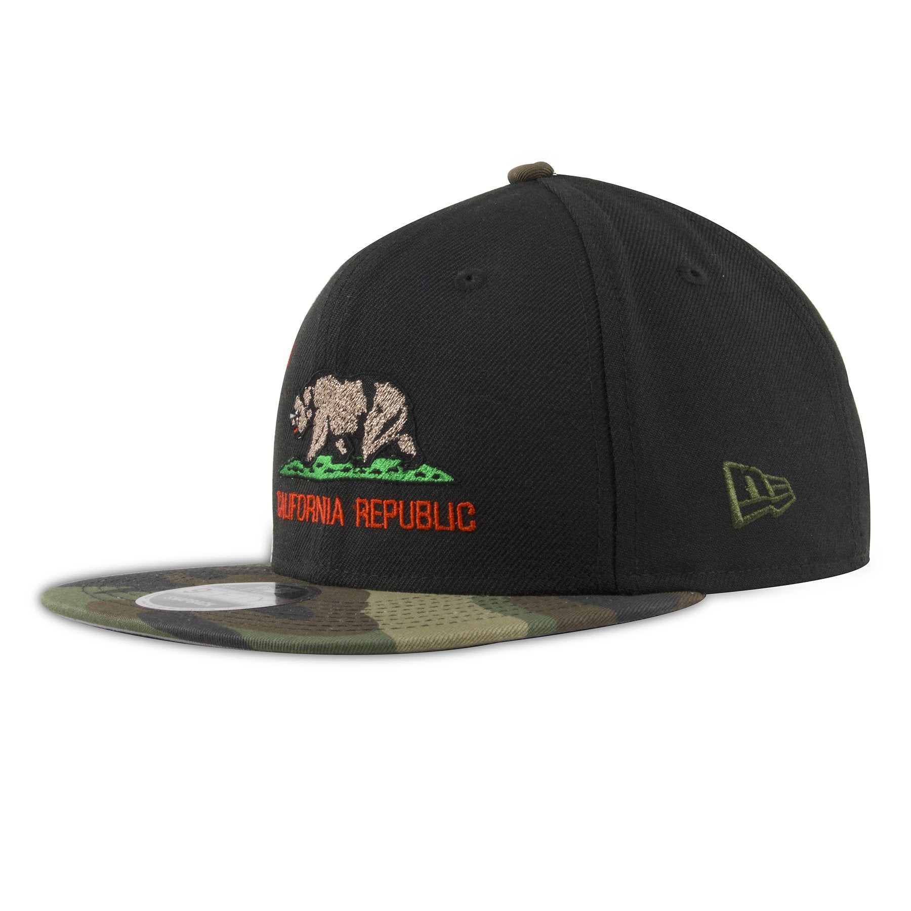 On the left side of the California Republic snapback hat is the New Era logo embroidered in military green